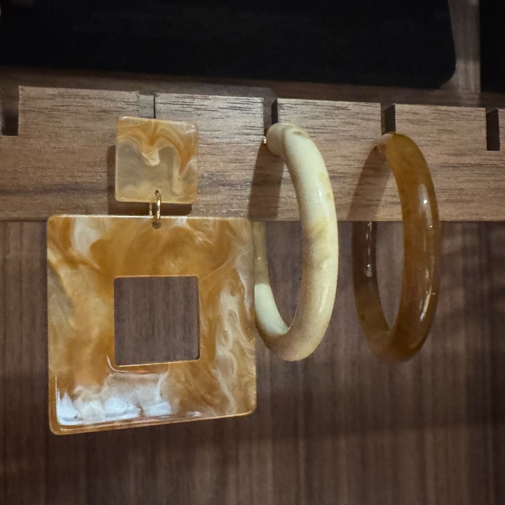 NWOT 3 pairs earrings: Marbled Beige Hoops, Square drop Earrings & Brown Hoops
